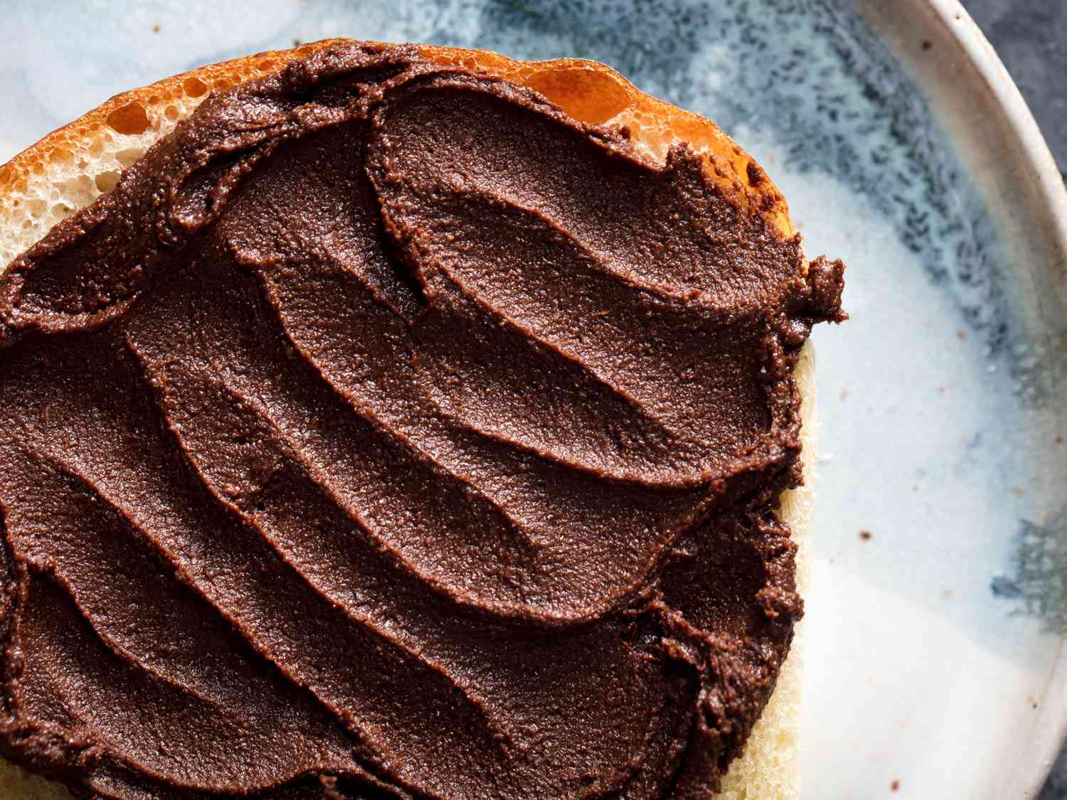 Crispy Homemade Nutella (Chocolate-Hazelnut Spread) Recipe Image