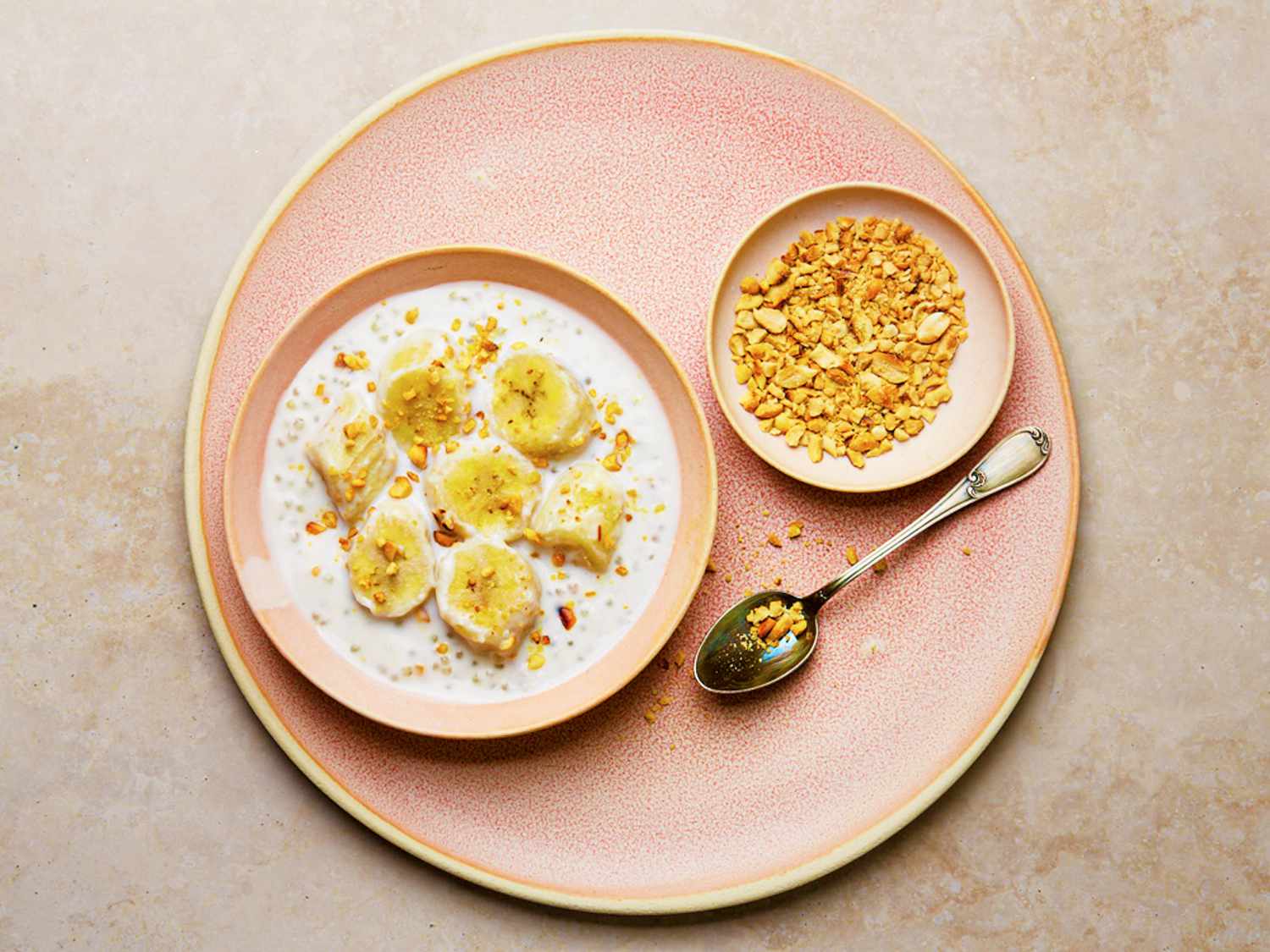 Chè Chuối (Vietnamese Banana, Tapioca, and Coconut Milk Dessert) Recipe Image