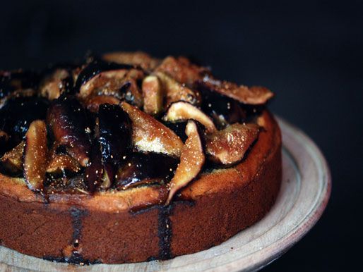 Rosemary, Honey, and Fig Cake Recipe Image