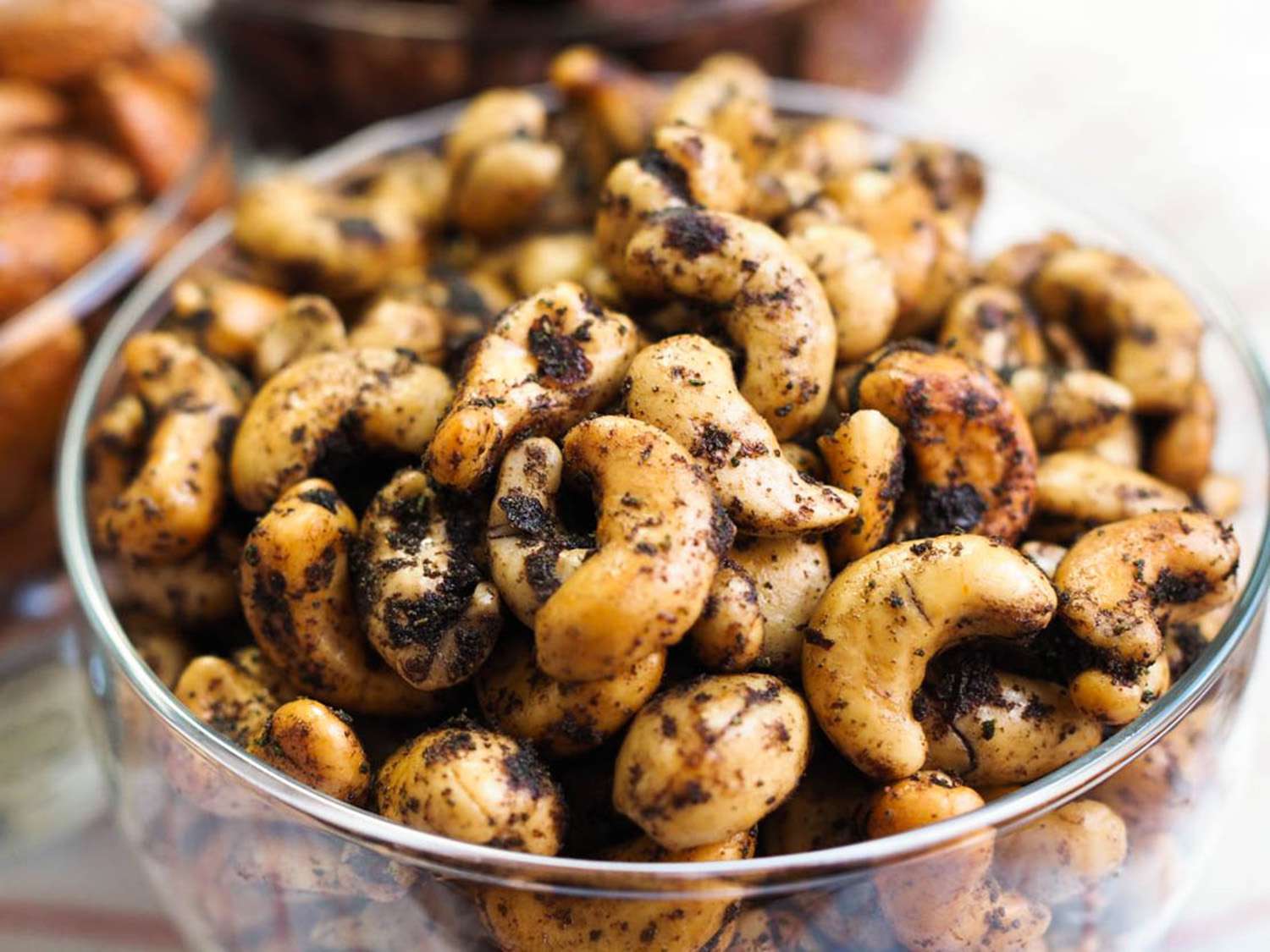 Olive-Rosemary Spiced Cashews Recipe Image