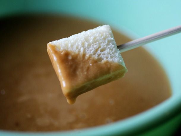 Irish Cheddar Fondue With Stout and Whiskey Recipe Image