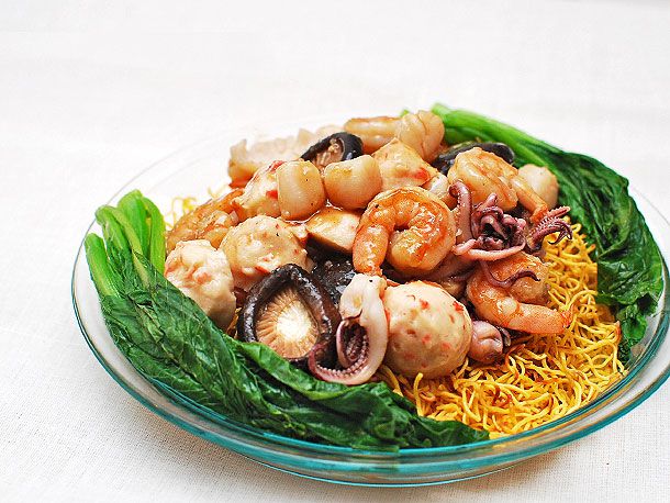 Crispy Pan-Fried Noodle Cakes With Seafood Recipe Image
