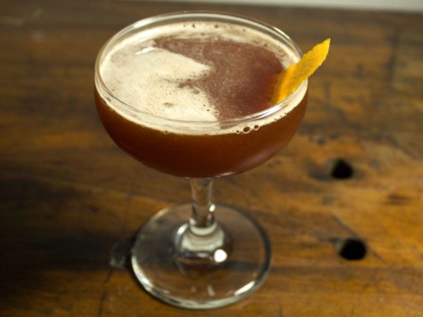 Pomegranate Bourbon Cocktail Recipe Image