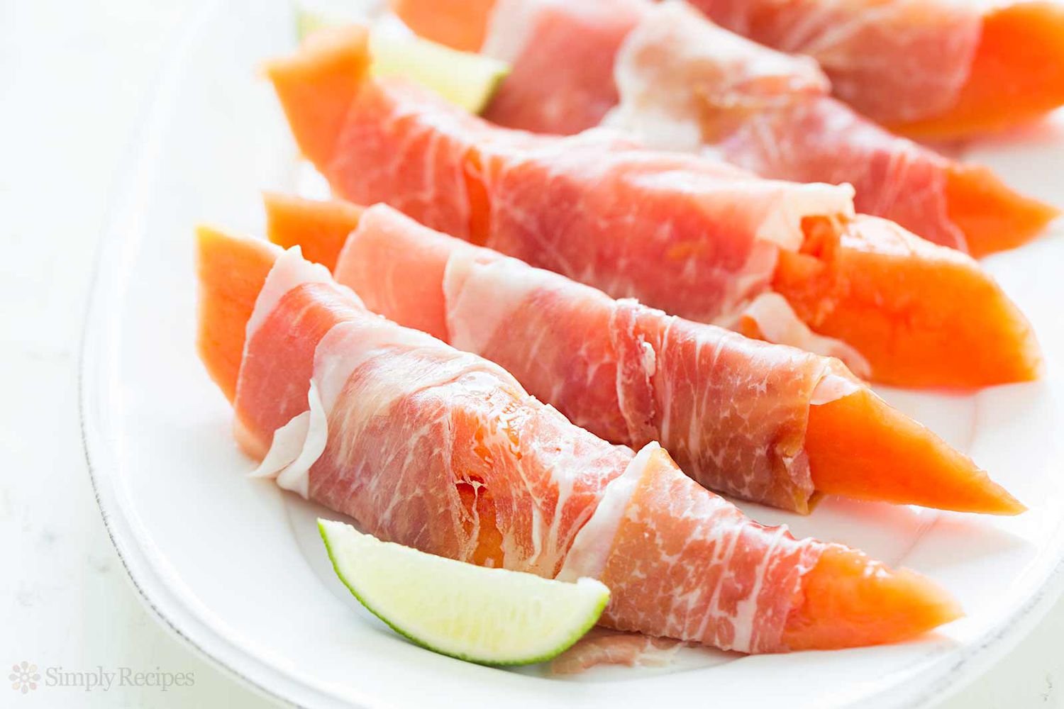 Papaya, Prosciutto, and Lime Recipe Image