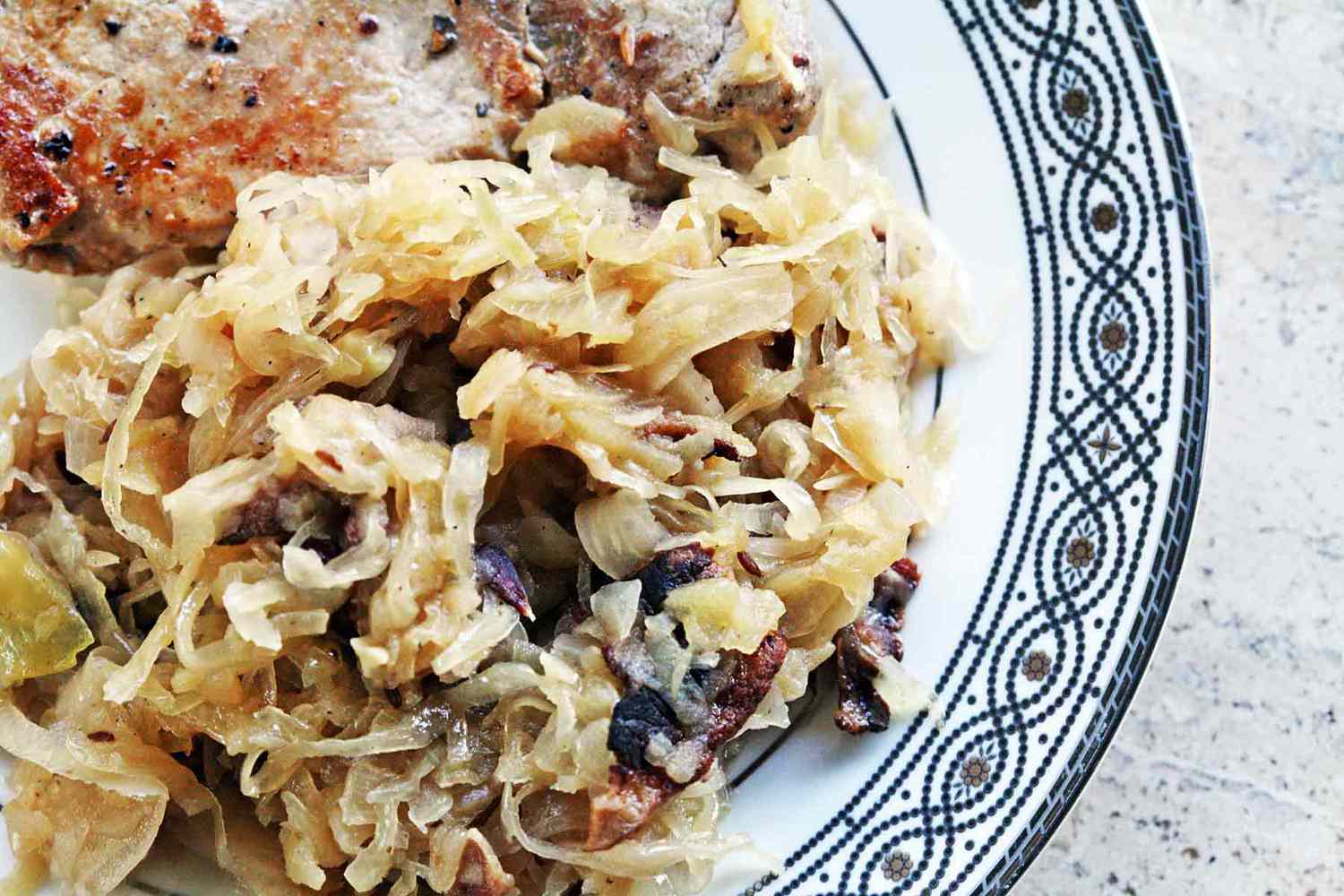 Sauerkraut with Bacon and Apples Recipe Image