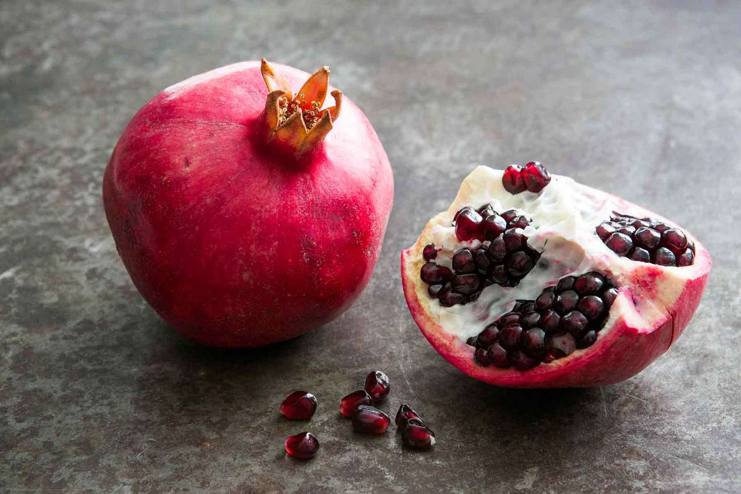How to Eat a Pomegranate {Guide with Pics} Image