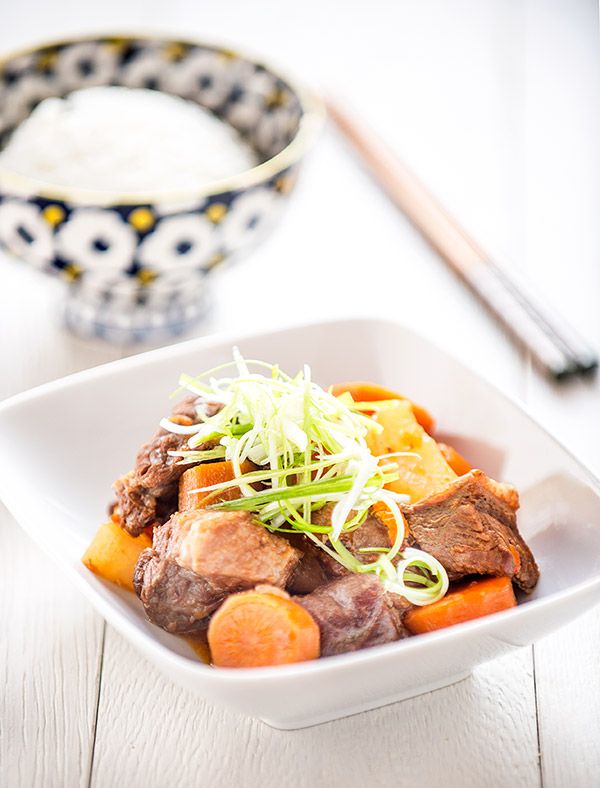 Classic Chinese Daikon, Carrot, and Tomato Beef Stew Image