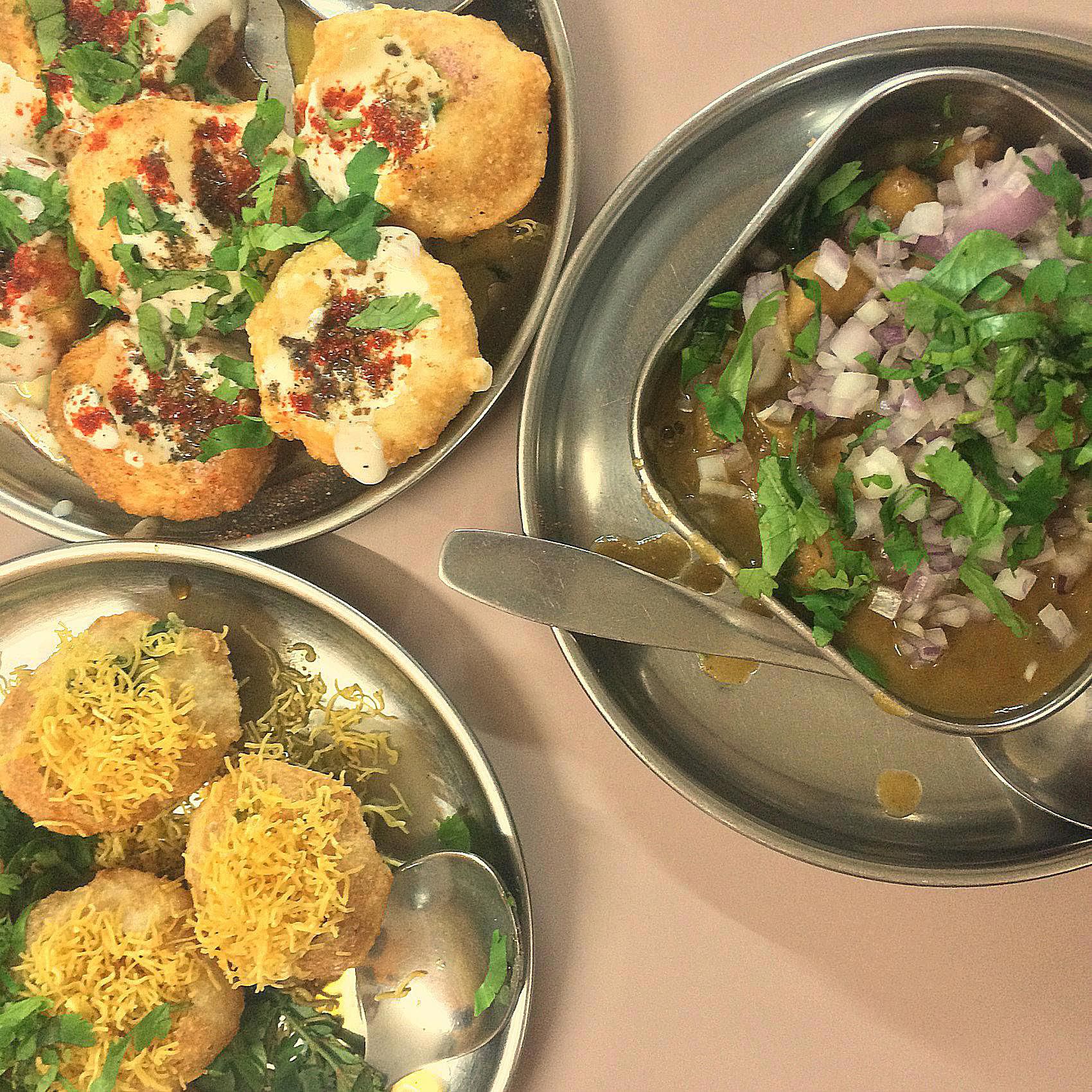 Indian Sev Batata Puri Recipe Image