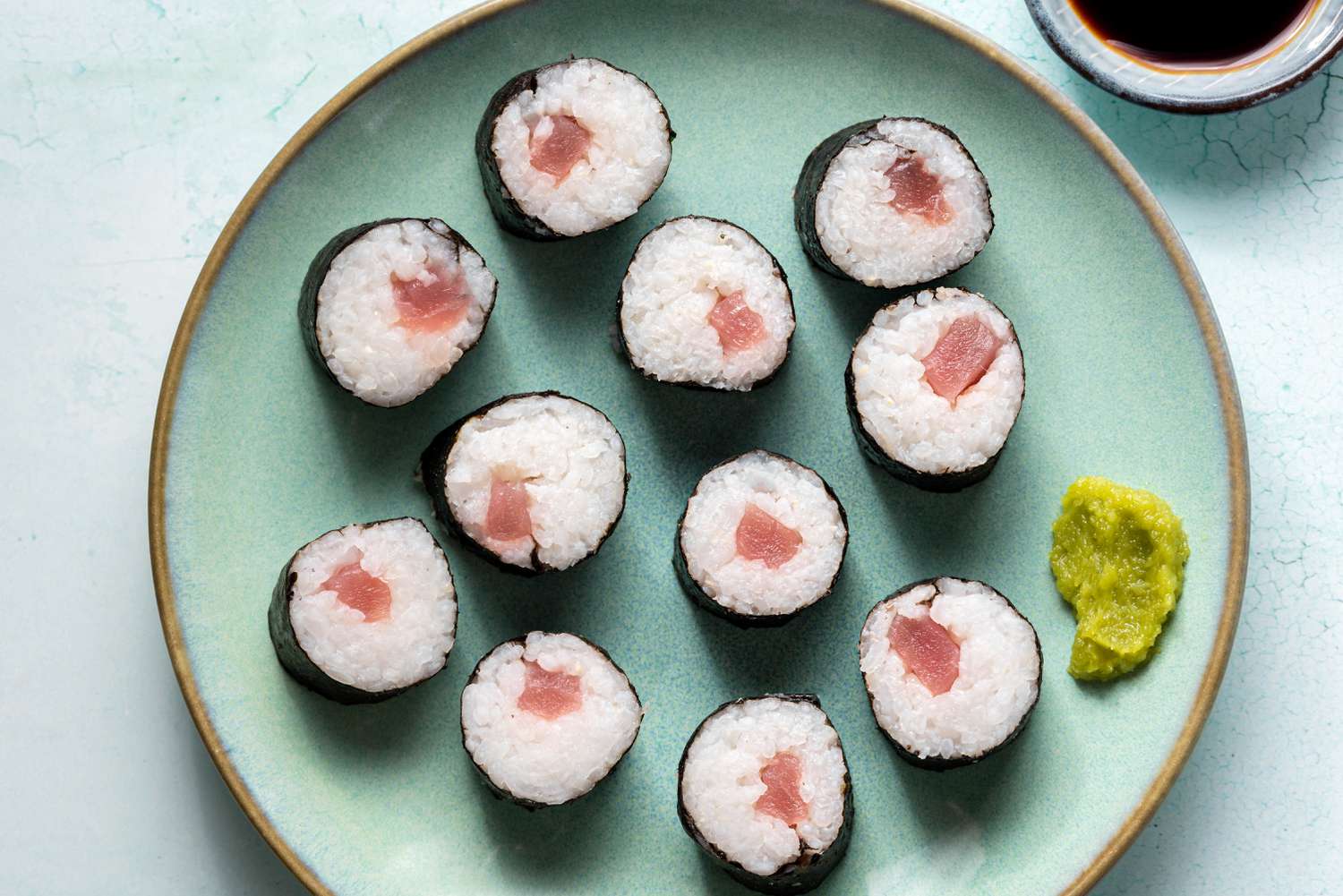 Tekkamaki Tuna Sushi Roll Recipe Image