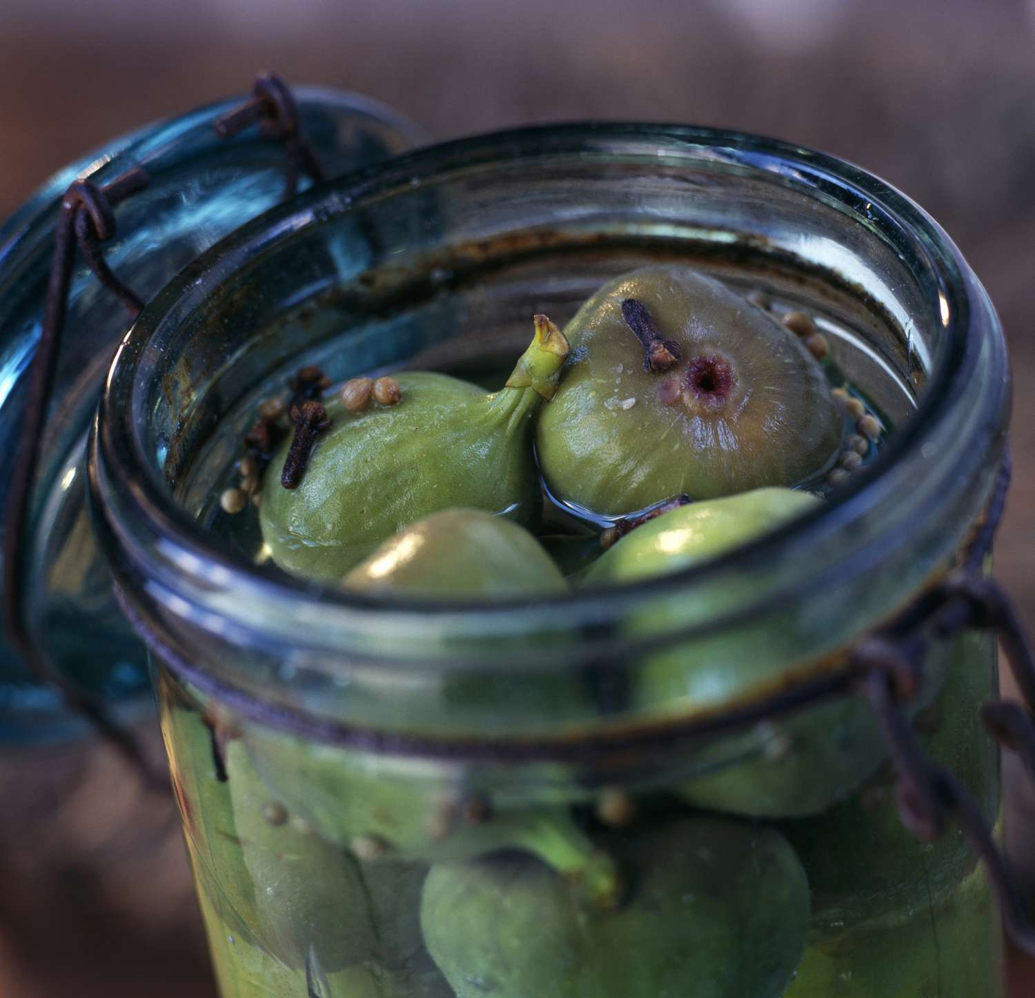 Fresh Figs in Sweet Spiced Syrup (Recipe) Image