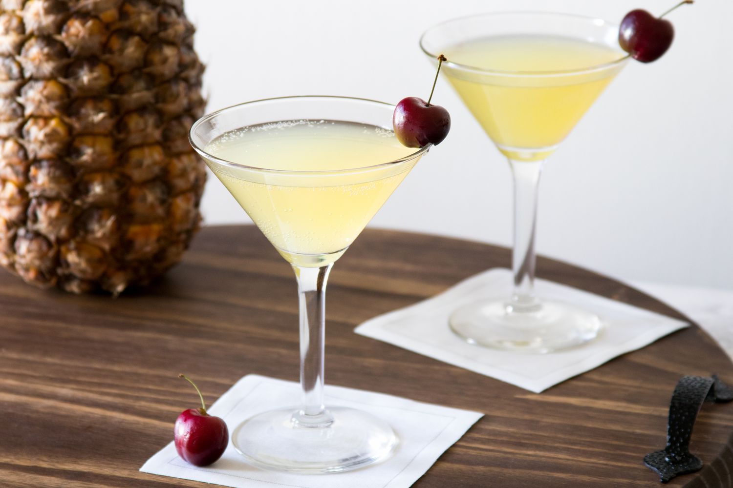 Algonquin Cocktail Recipe With Rye Whiskey Image