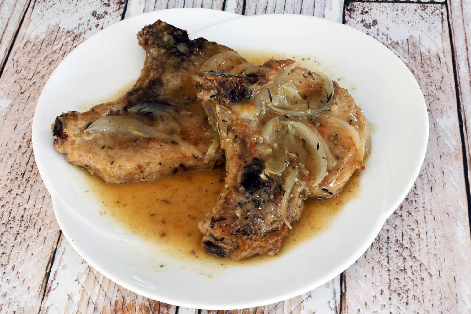 Baked Pork Chops With White Wine Recipe Image