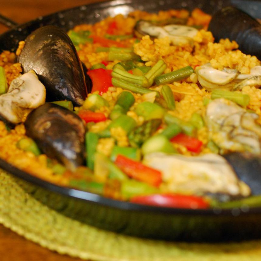 Valencian Paella Recipe (Paella Valenciana) Image